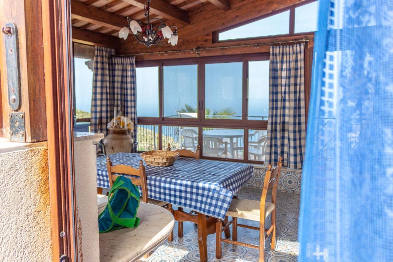 Villa Azzurra Con Vista Sul Mare 圣维托罗卡波 外观 照片
