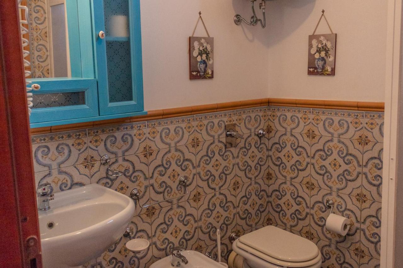 Villa Azzurra Con Vista Sul Mare 圣维托罗卡波 外观 照片