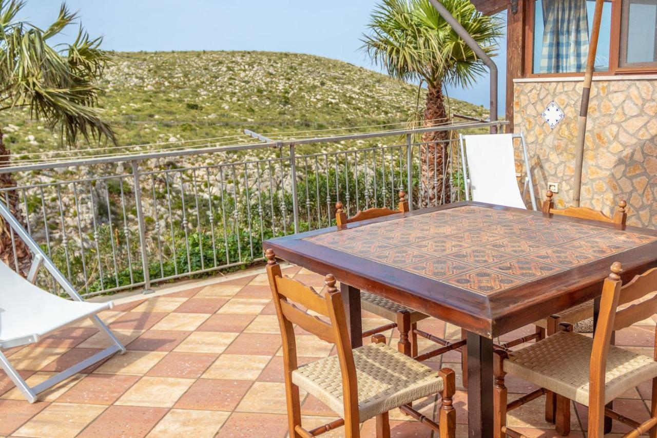 Villa Azzurra Con Vista Sul Mare 圣维托罗卡波 外观 照片